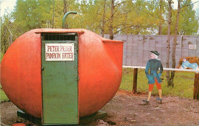 Deer Acres Storybook Amusement Park - Peter Peter Pumpkin Eater (newer photo)